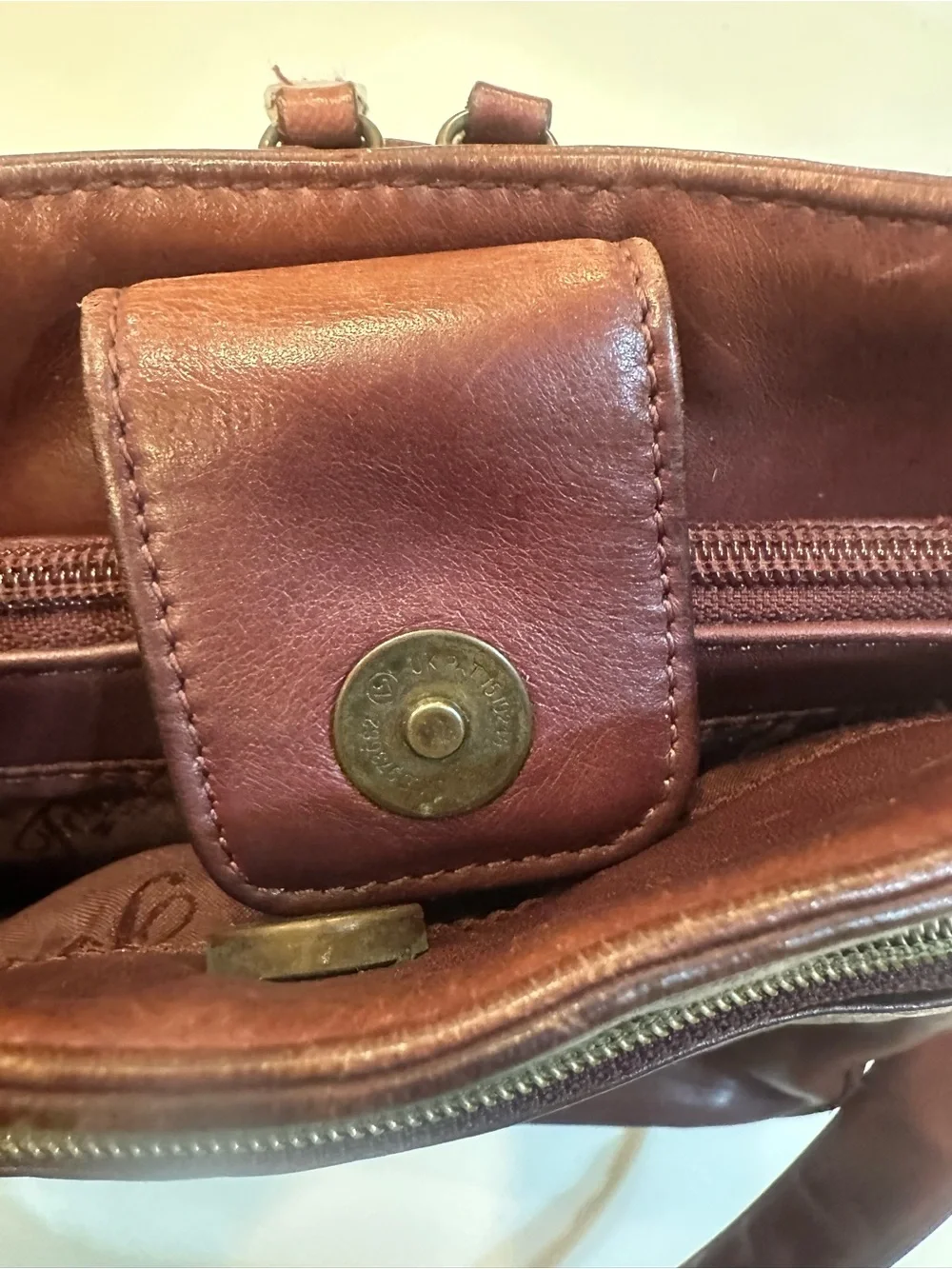 Vintage Fossil Genuine Leather 9x8x3 Messenger Bag Brown Crossbody #75082